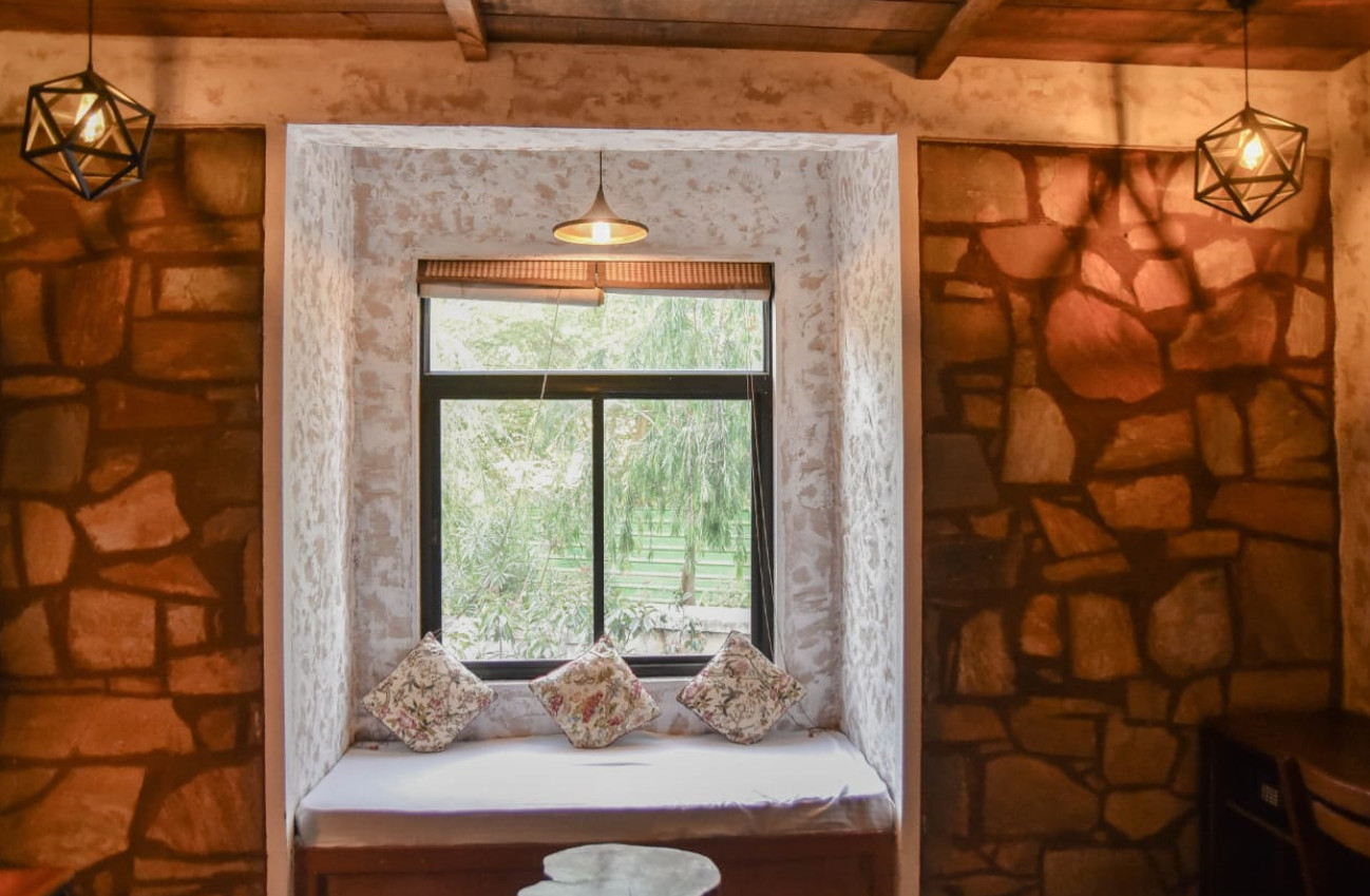 vintage-cove-room